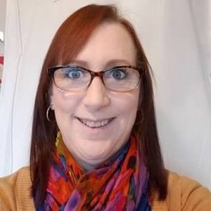 Meet your Posher, April